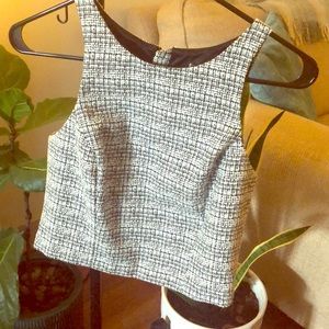 Express black and white crop tank